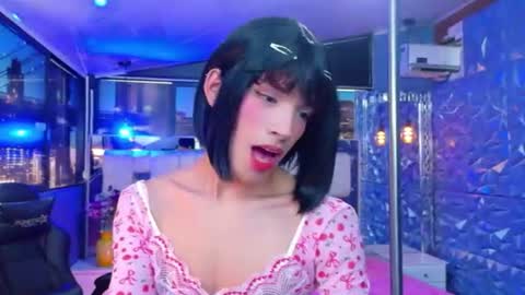 isaacnova online show from 06.10.26