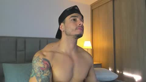 Isaac Surez online show from 02.04.26