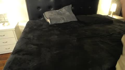 isaak_salomee online show from 06.27.26