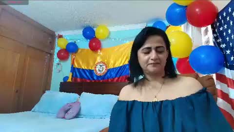 Isabeel Sofia online show from 06.25.26