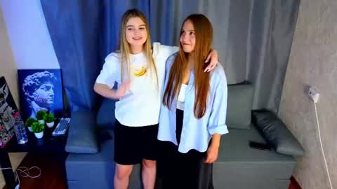 isabel_gold online show from 08.10.26