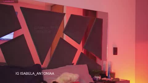 Snapshot of isabela_antonia_ chatting on 03.09.26 online show from 03.09.26