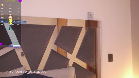 Snapshot of isabela_antonia_ chatting on 04.10.26 online show from 04.10.26