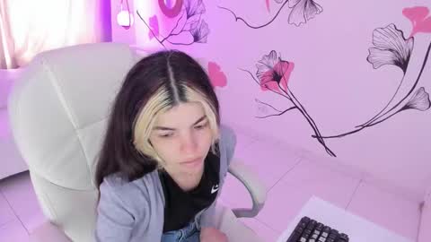 isabela_fiorelli online show from 10.12.25