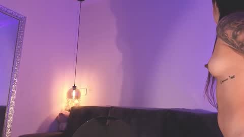 Isabela online show from 02.05.26