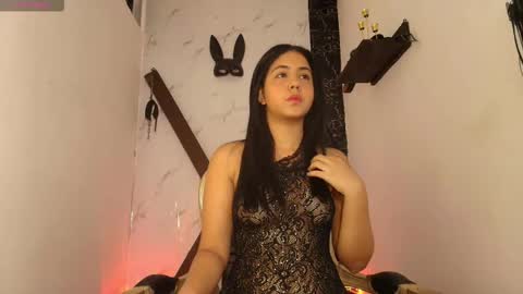 Isabella online show from 10.17.25