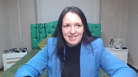 Snapshot of isabelblackberry chatting on 12.15.24 IsabelBlackberry online show from 12.15.24