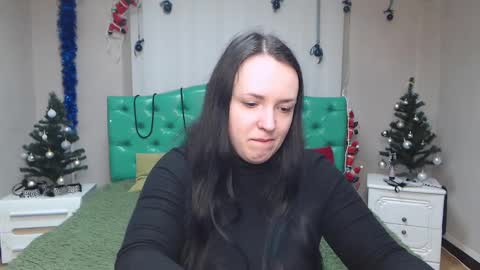 Snapshot of isabelblackberry chatting on 12.27.24 IsabelBlackberry online show from 12.27.24
