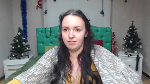 Snapshot of isabelblackberry chatting on 01.06.25 IsabelBlackberry online show from 01.06.25
