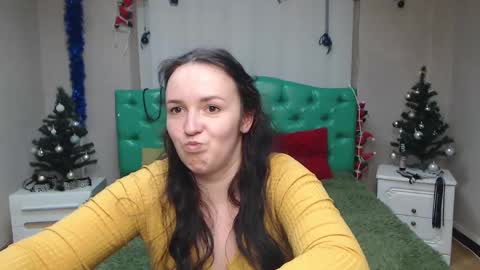 Snapshot of isabelblackberry chatting on 01.06.25 IsabelBlackberry online show from 01.06.25
