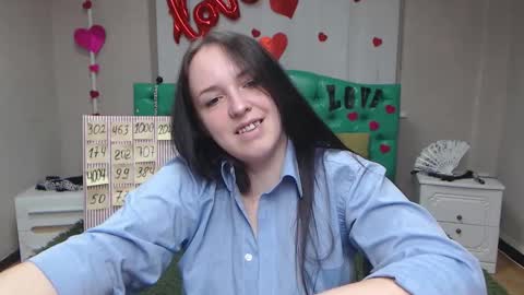Snapshot of isabelblackberry chatting on 09.11.25 IsabelBlackberry online show from 09.11.25