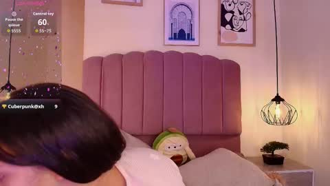 isabelgh_ online show from 11.06.25