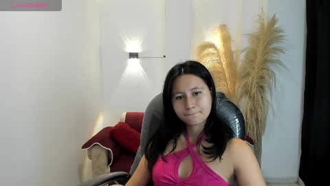 Snapshot of isabella_grace18 chatting on 06.08.26 Isabella online show from 06.08.26