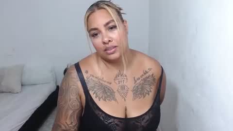  estefania online show from 07.30.26