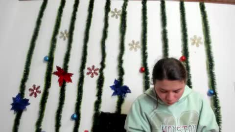 Snapshot of isabella_jaramillo chatting on 11.28.25 isabella_jaramillo online show from 11.28.25