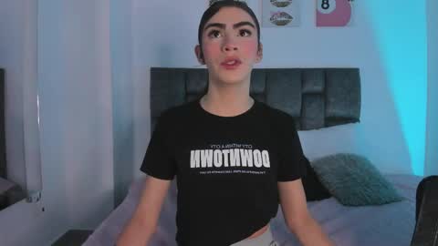Snapshot of isabella_moon9 chatting on 06.05.26 Isabella Moon9 online show from 06.05.26