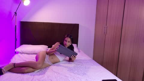 isabella santana online show from 06.19.26