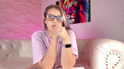 Isabella Rros online show from 01.24.25