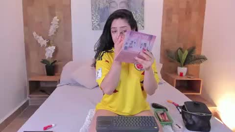 Snapshot of isabella_winkler chatting on 06.17.26 isabella_winkler online show from 06.17.26