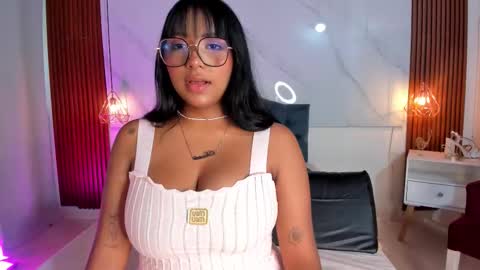 isabella zc online show from 11.16.25
