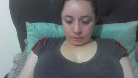 isabellaa_hills_ online show from 10.23.25