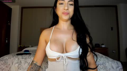 ISABEL online show from 12.04.24