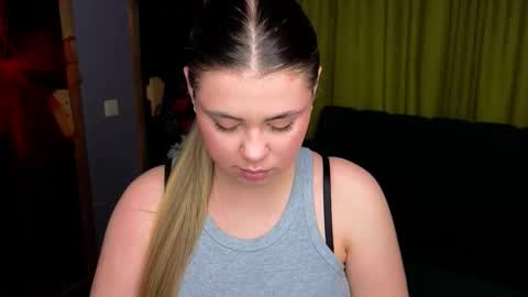 Snapshot of isabellabler chatting on 02.28.26 isabellabler online show from 02.28.26