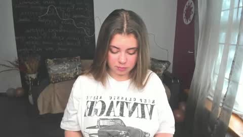 Snapshot of isabellabler chatting on 05.19.26 isabellabler online show from 05.19.26