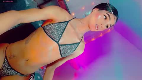 isabellagirs online show from 01.16.26