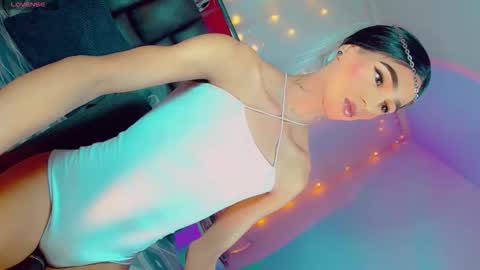 isabellagirs online show from 01.17.26