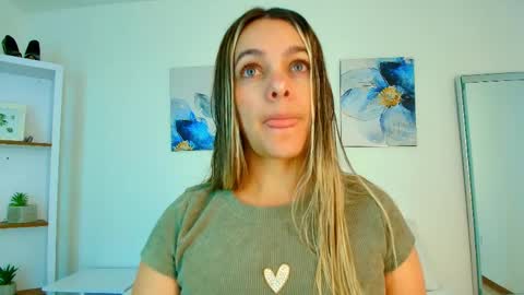 Isabella  online show from 04.04.26