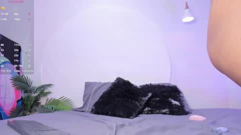 Isabella  online show from 09.19.25