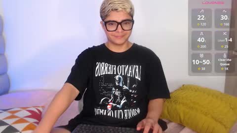 Isabella Mout  online show from 01.11.26