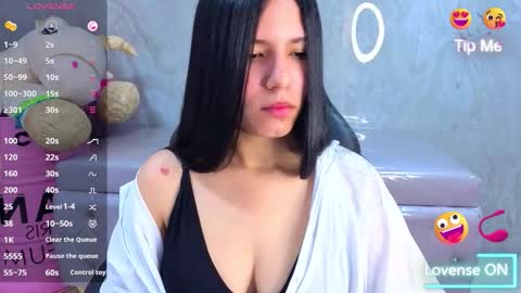 Snapshot of isabellanoir_a chatting on 02.08.26 Isa online show from 02.08.26