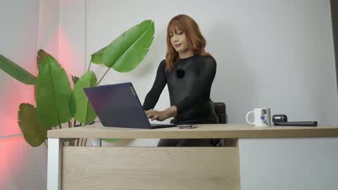 Snapshot of isabellanylon chatting on 03.07.26 Help me with your follow independent model isabela online show from 03.07.26