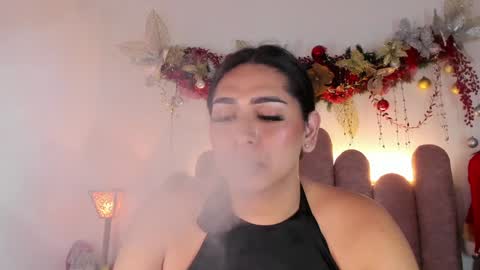  Martina  IG martissmith01 online show from 12.17.24