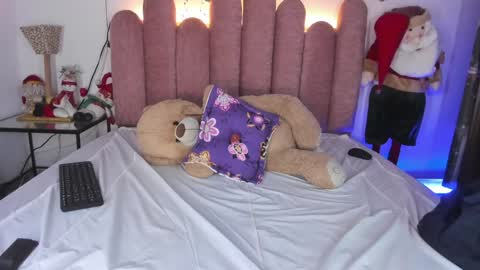  Martina  IG martissmith01 online show from 01.03.25