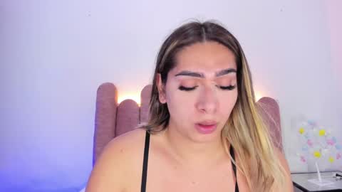  Martina  IG martissmith01 online show from 02.01.25