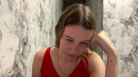 Im Olivia  online show from 10.14.25
