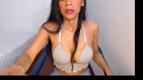 Isabella online show from 12.11.24