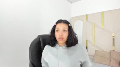 isabellrodriguez18 online show from 09.19.25