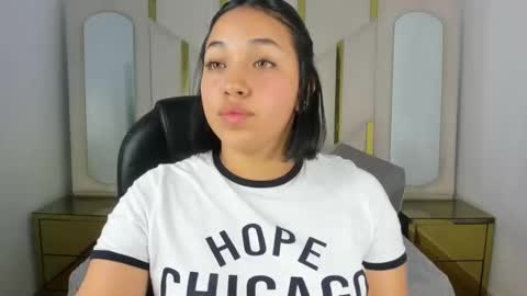 isabellrodriguez18 online show from 11.08.25