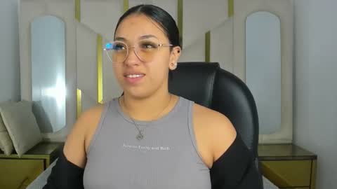 isabellrodriguez18 online show from 11.29.25