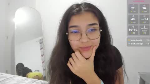 Isa Suarez online show from 04.07.26