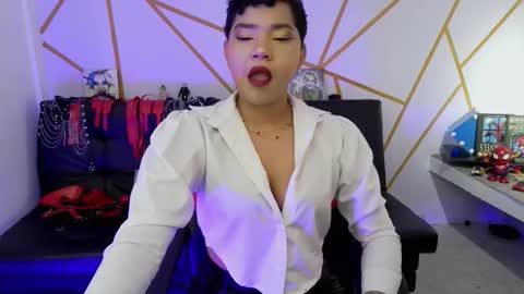 isabela online show from 10.28.25