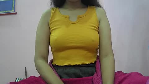 ishika_singh_ online show from 01.12.26