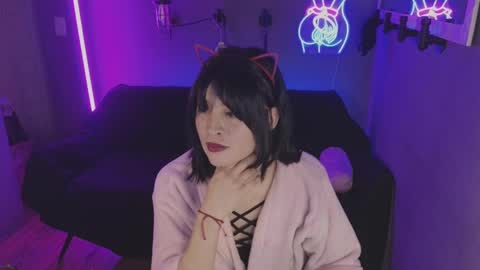 Ana Maria online show from 01.15.25