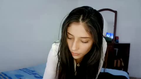 Alaya online show from 01.07.25