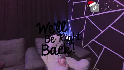 Isis Independent model online show from 12.13.24