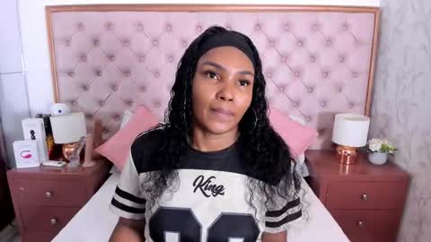 Vanessa online show from 10.20.25